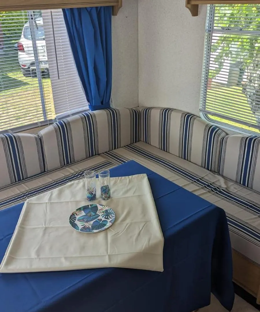Mobil Home Avec Terrasse Camping Du Gouffre Numero 88 Plougrescant